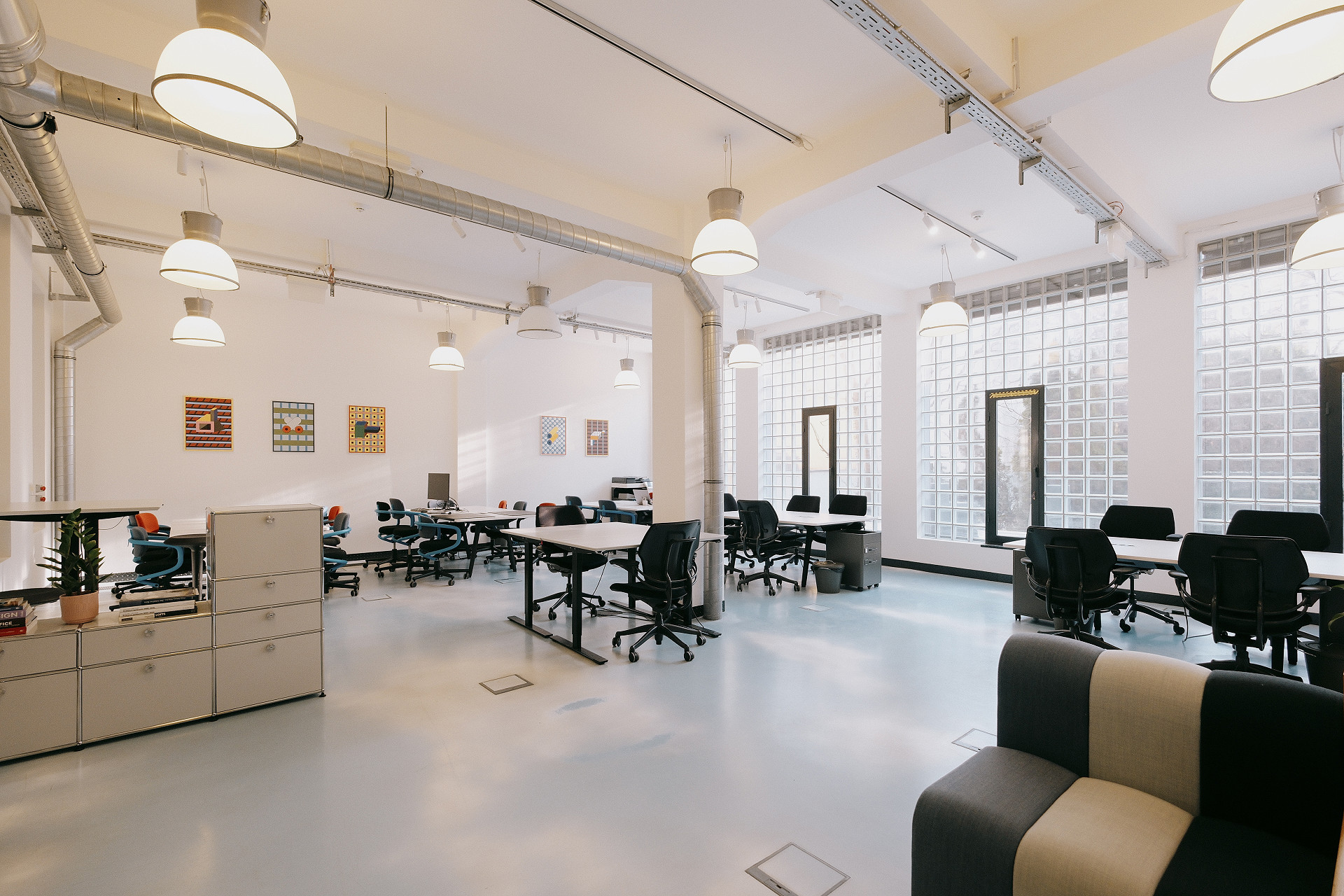 Loffice Paulay design coworking iroda