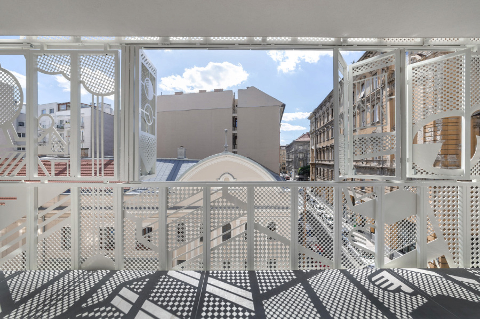 Kiadó irodák a Salétrom utcában